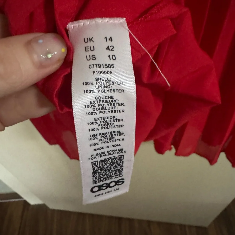 ASOS Vibrant Red Dress - Picture 5 of 5